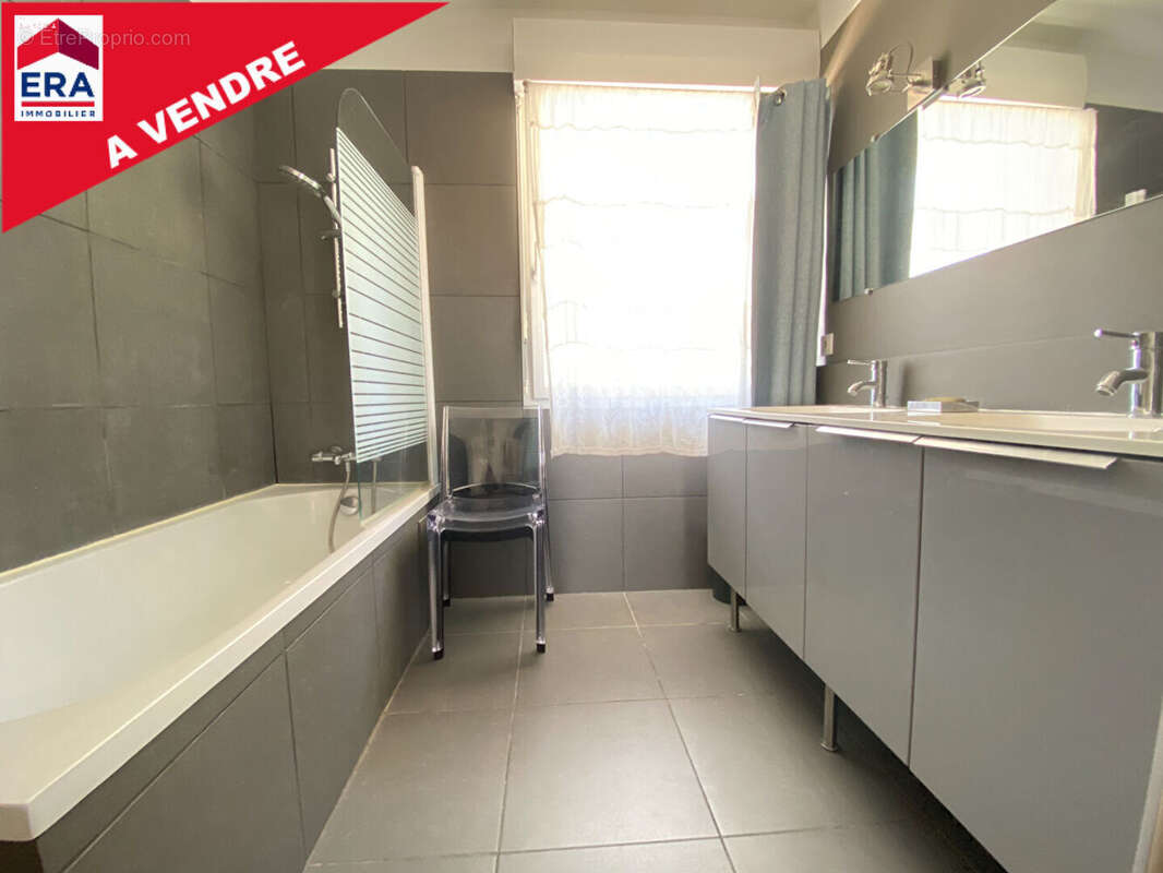 Maison à SAINT-SULPICE-ET-CAMEYRAC