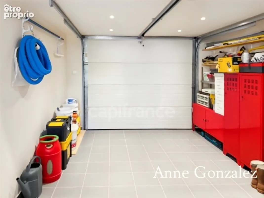 ORLEANS-SUD, à vendre belle maison familiale édifiée sur un beau jardin clos et paysager de 1130 m2 avec piscine, salle à manger - photo 21