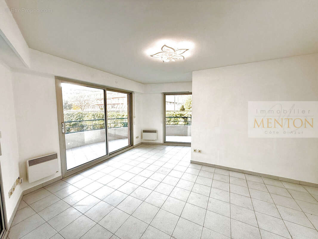 Appartement à MENTON