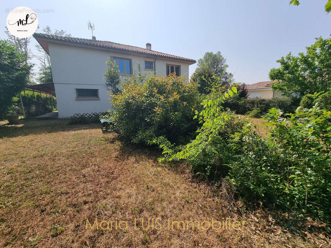 Maison individuelle proche du centre de la commune et des complexes sportifs - photo 12