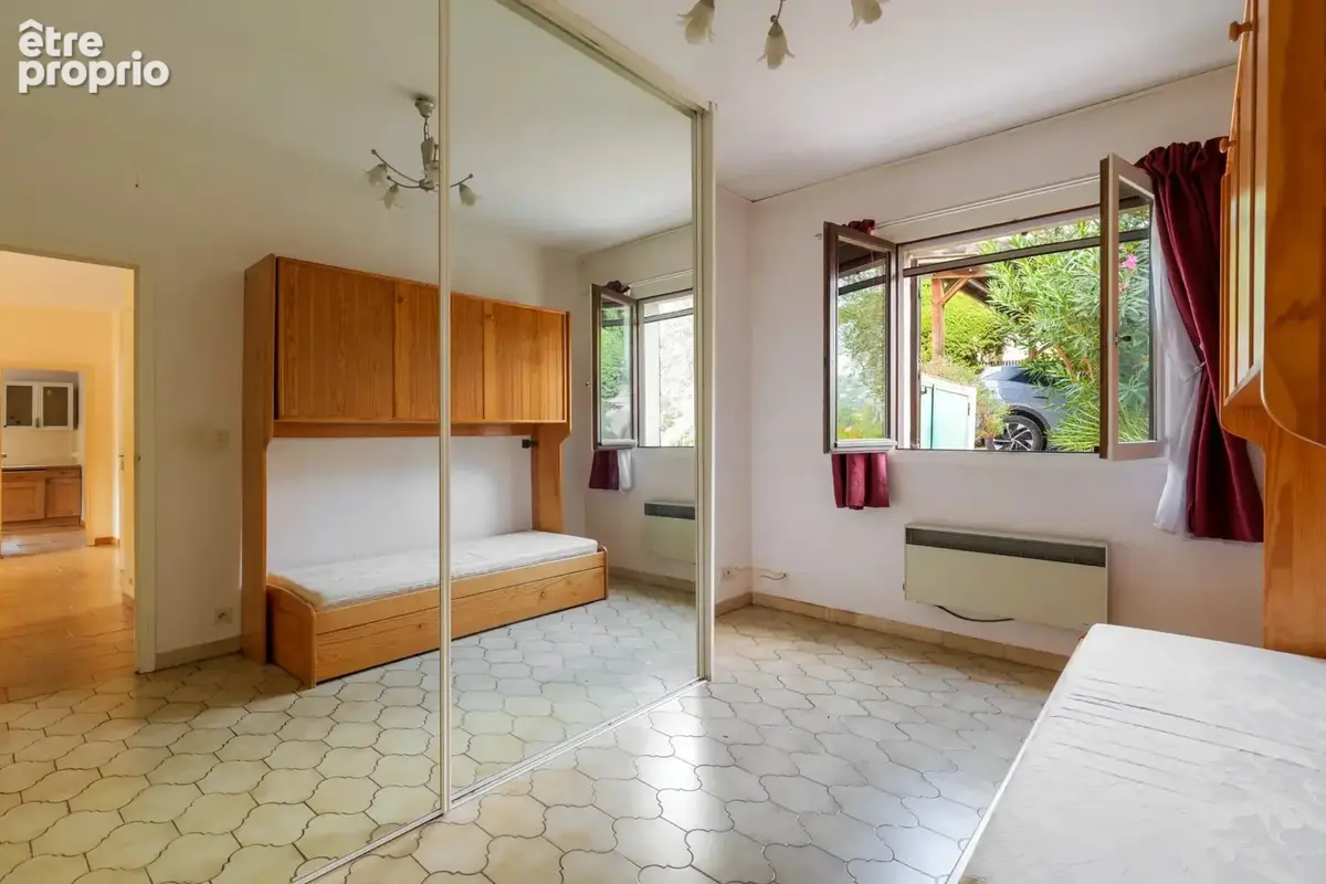 La Colle sur Loup - Une maison, 2 espaces de vie et de nombreuses possibilités - photo 11