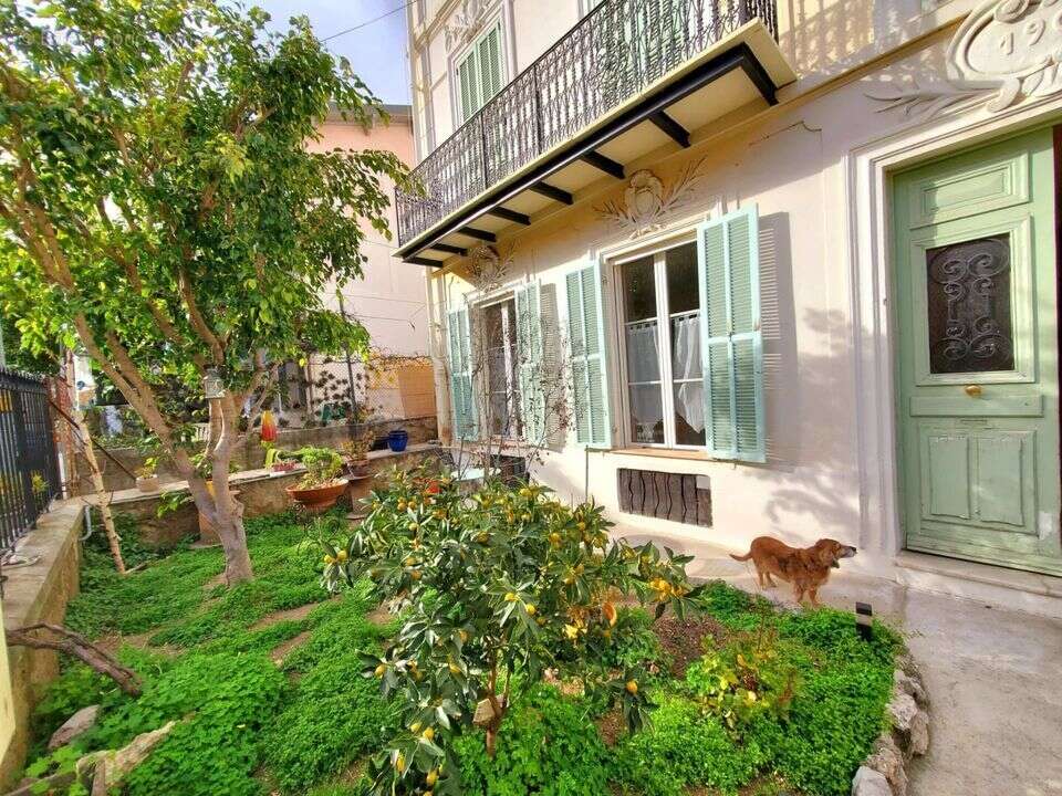 Appartement à ROQUEBRUNE-CAP-MARTIN