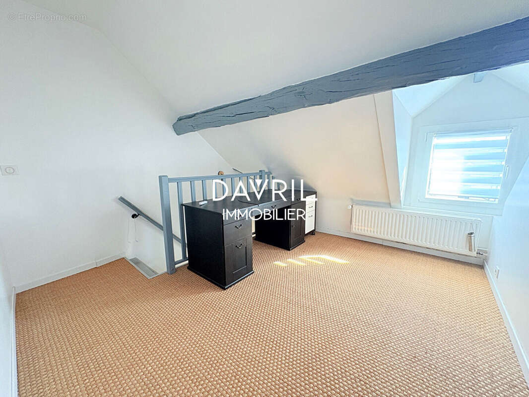 MAISON COUP DE COEUR en plein village et studio indépendant !! - photo 12