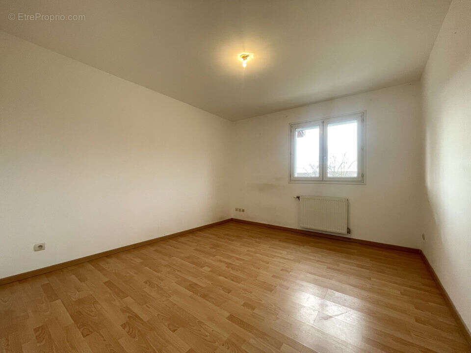 Maison 99 m² à Hauterives  - photo 5
