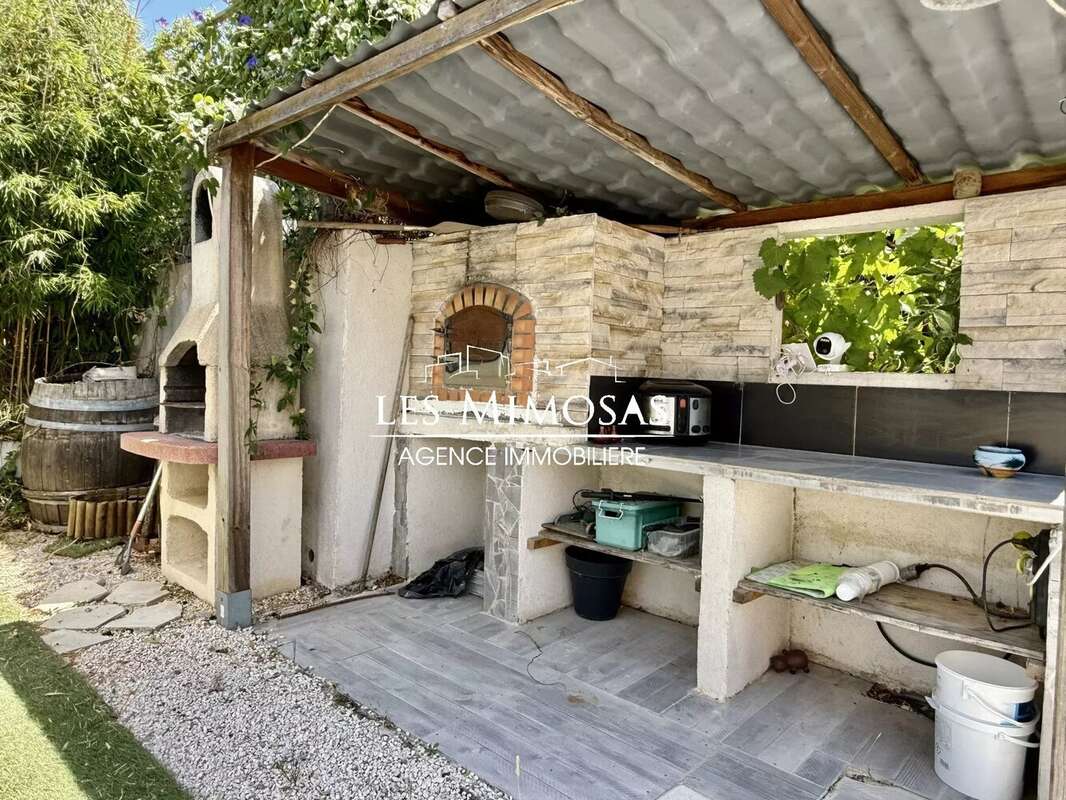 Maison à ROQUEBRUNE-SUR-ARGENS