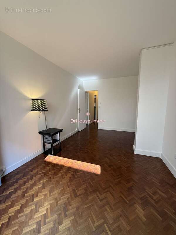 Appartement 120 m² à Versailles  - photo 6