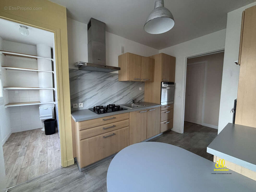 Appartement à CHARLEVILLE-MEZIERES