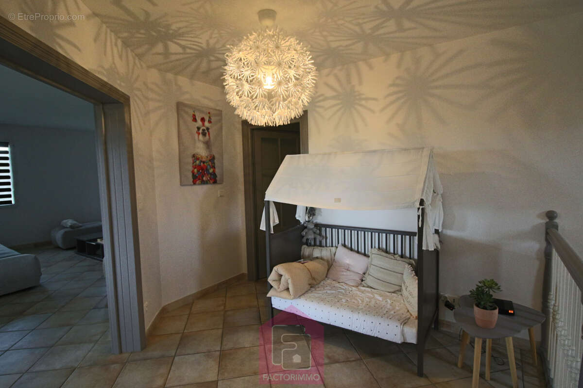 Maison à PUY-L'EVEQUE