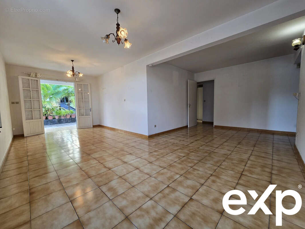 Maison à SAINT-PIERRE