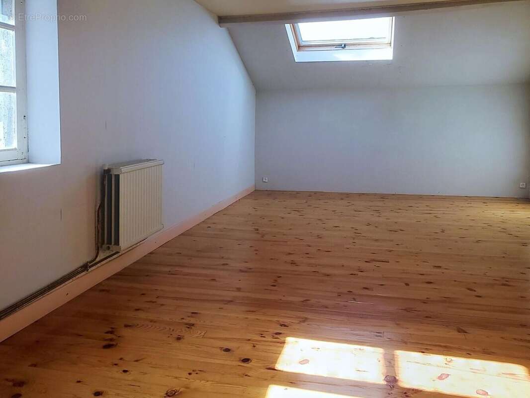 Photo 8 - Maison à MARON