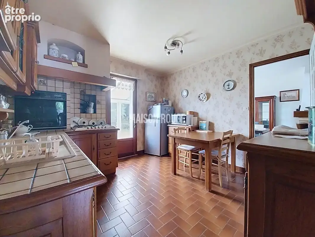 Pludual ,belle propriété familiale avec 4 chambres, gîte et 4 800 m² de terrain - photo 6