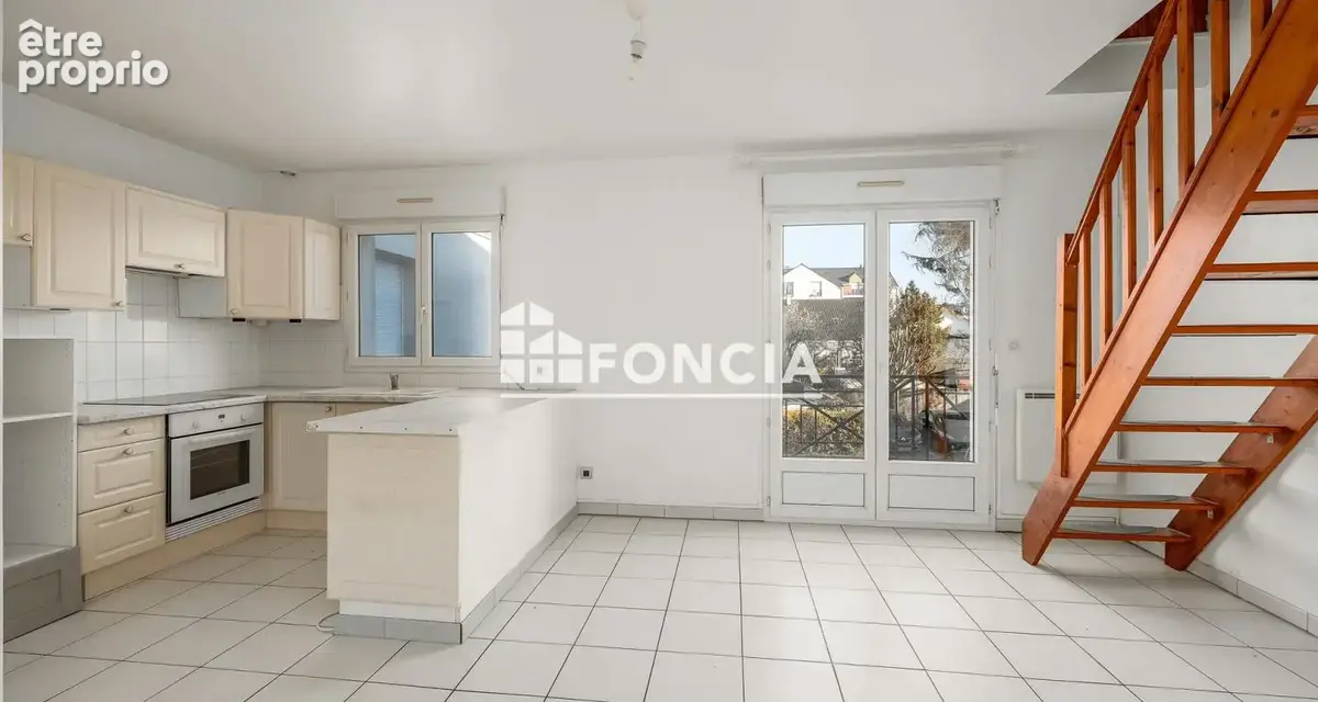 Duplex 3 pièces avec balcon en centre-ville - photo 2