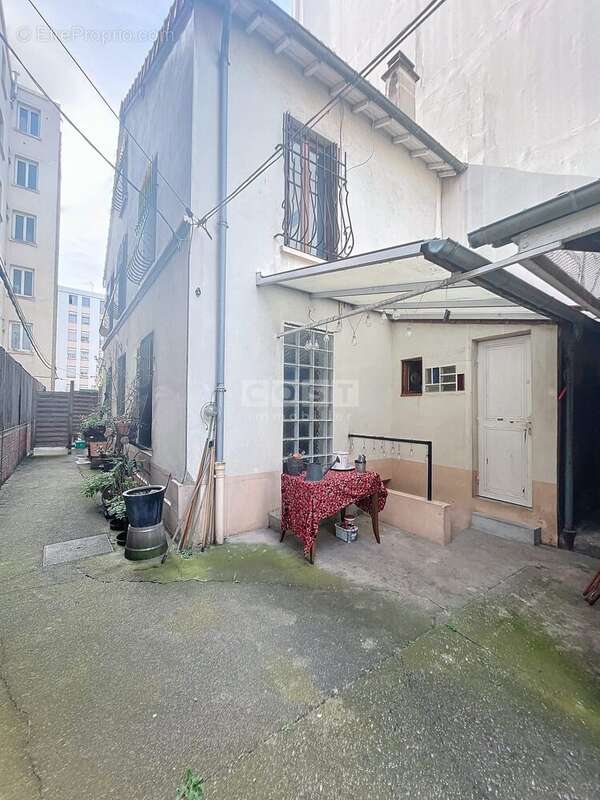 Maison à ASNIERES-SUR-SEINE