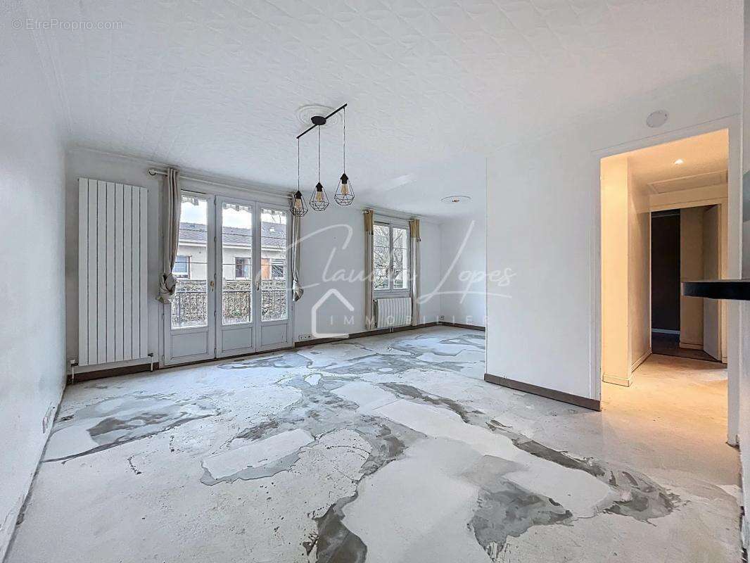 Maison à MONTIGNY-LES-CORMEILLES