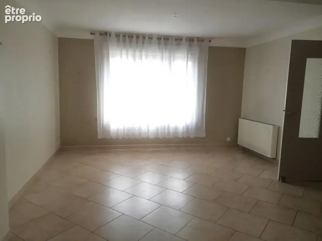 Maison 6 pièces 156 m² à vendre à Cambrai (59400) - photo 3
