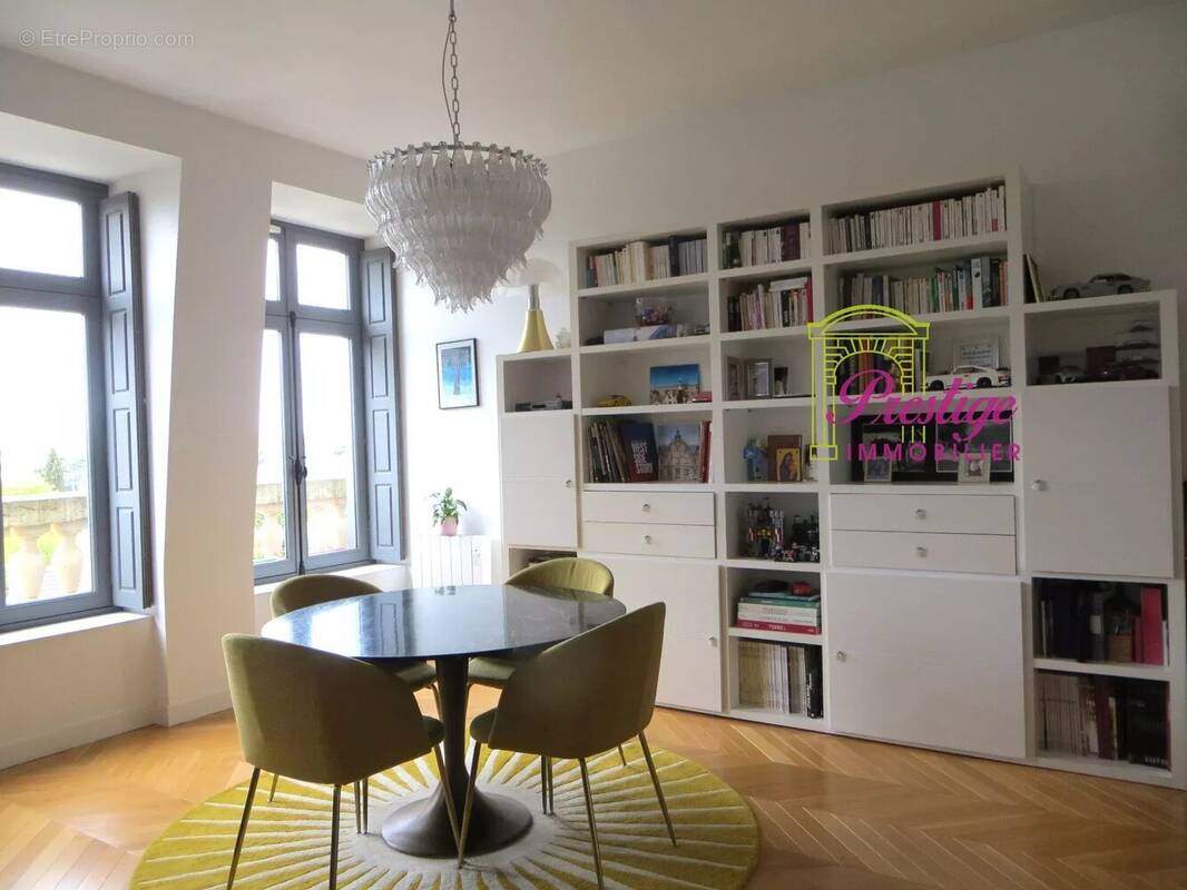 Appartement à MAISONS-LAFFITTE