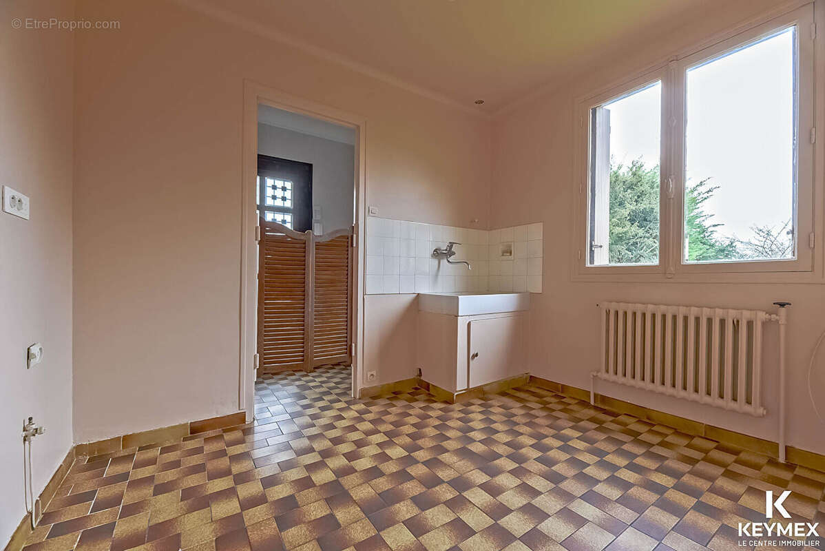 Maison à FREPILLON