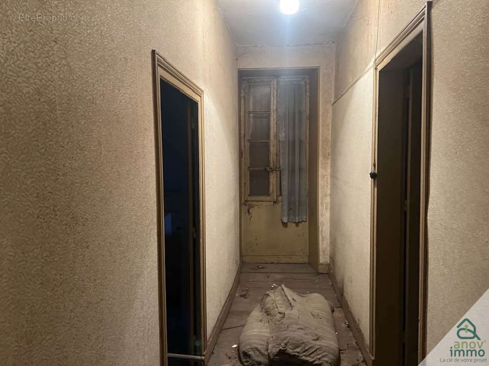 Appartement à GOND-PONTOUVRE