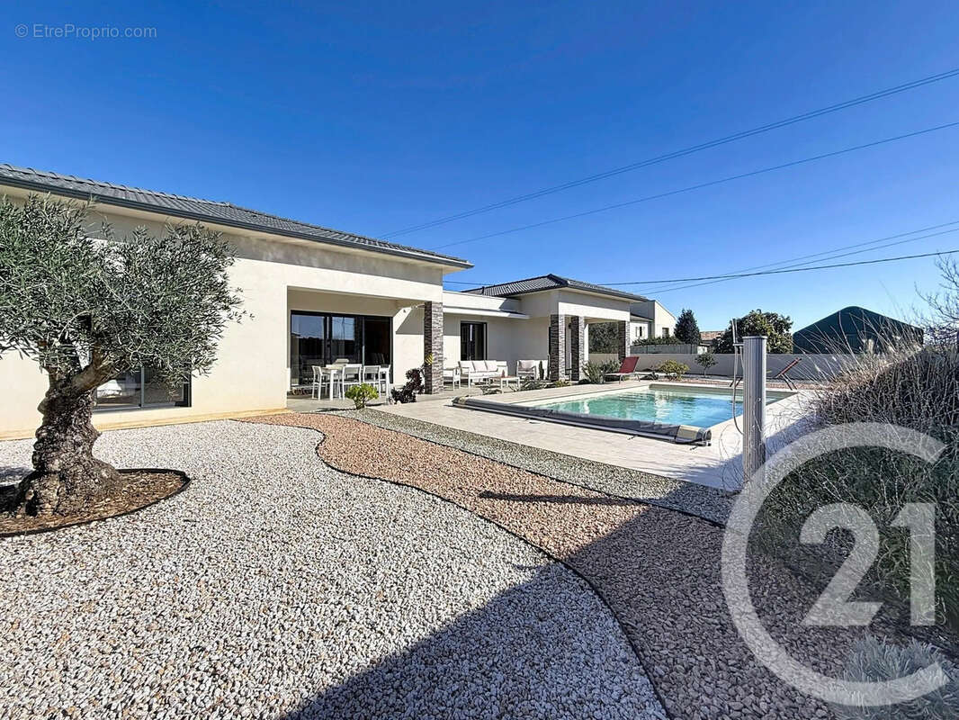 Maison à SANTA-LUCIA-DI-MORIANI