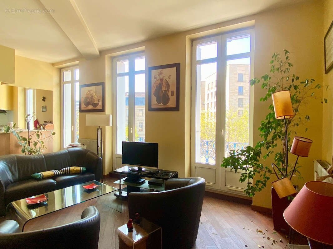 Appartement à BORDEAUX