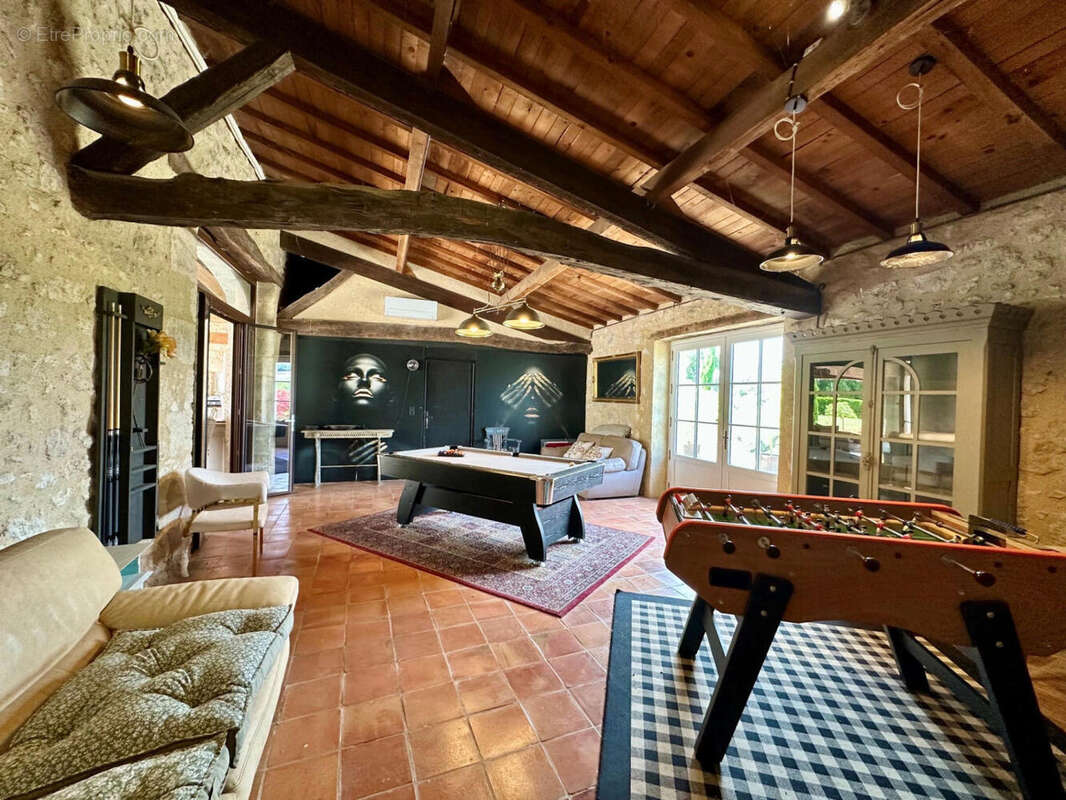 salle de billard - Maison à CONDOM