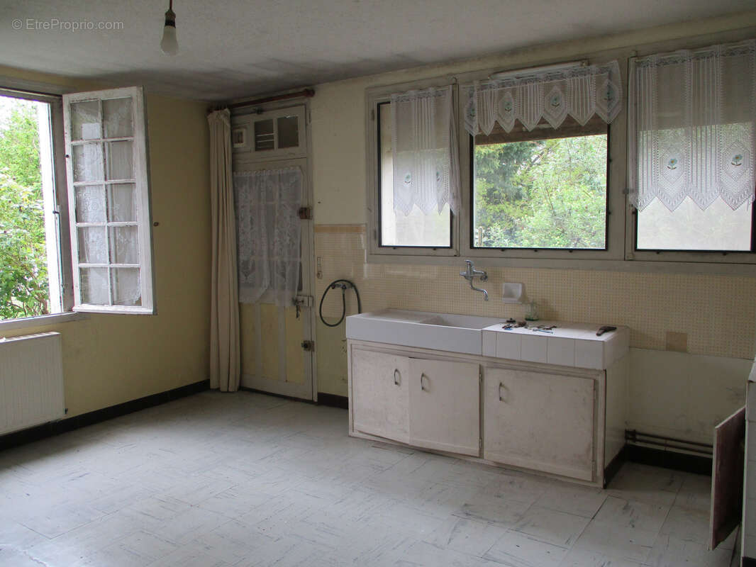 Maison à CEAUX-EN-COUHE