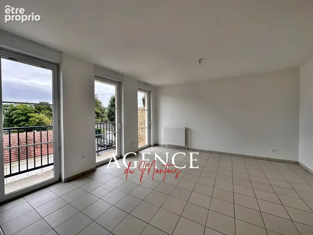 Appartement 2 pièces 44 m² à vendre à Nangis (77370) - photo 2