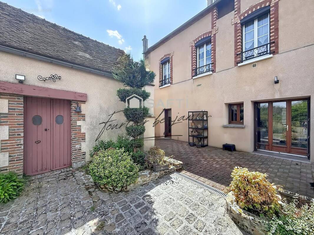 Photo 1 - Maison à VILLENAUXE-LA-GRANDE