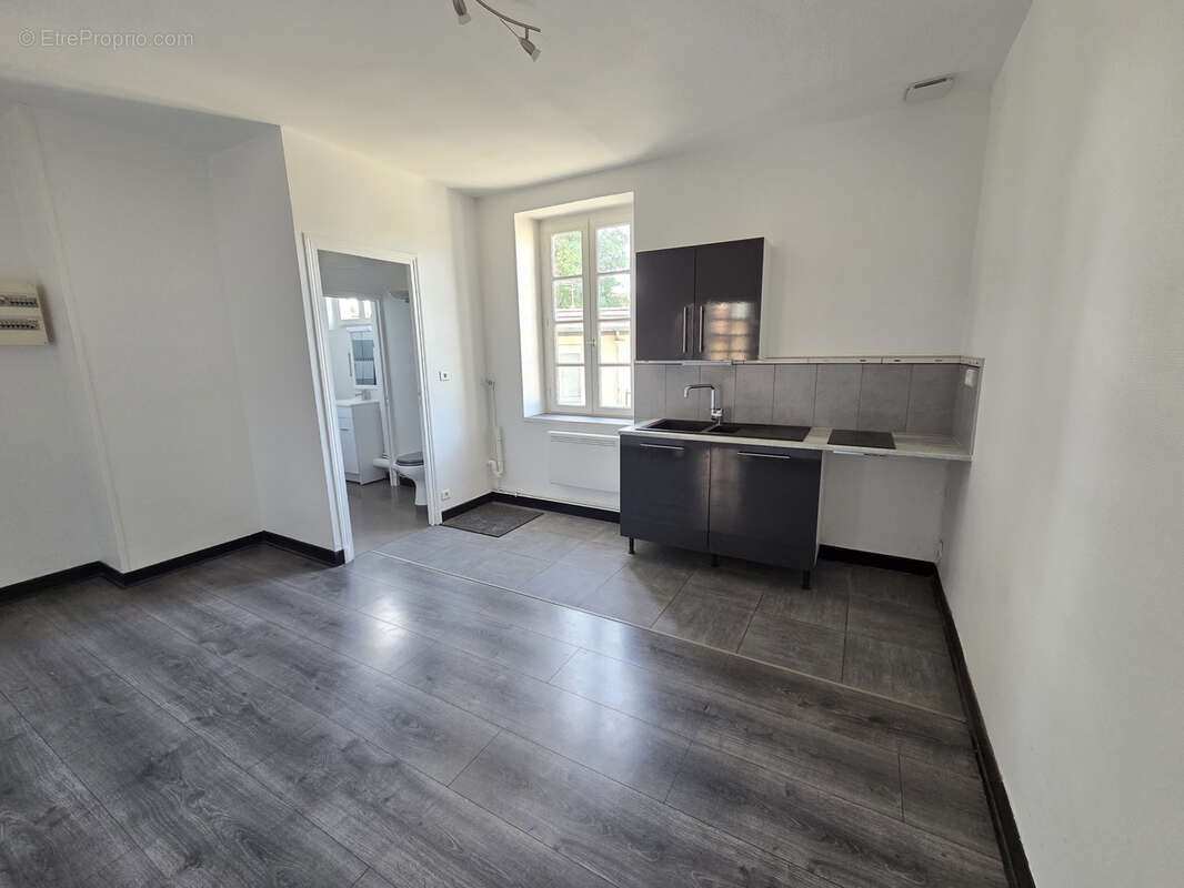 Appartement à MOULINS
