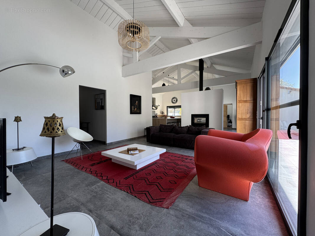 Maison à SAINT-MEDARD