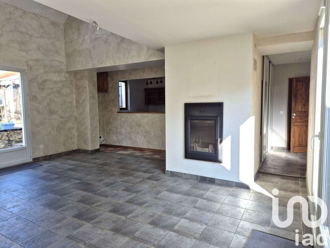 Photo 4 - Maison à OZOUER-LE-VOULGIS