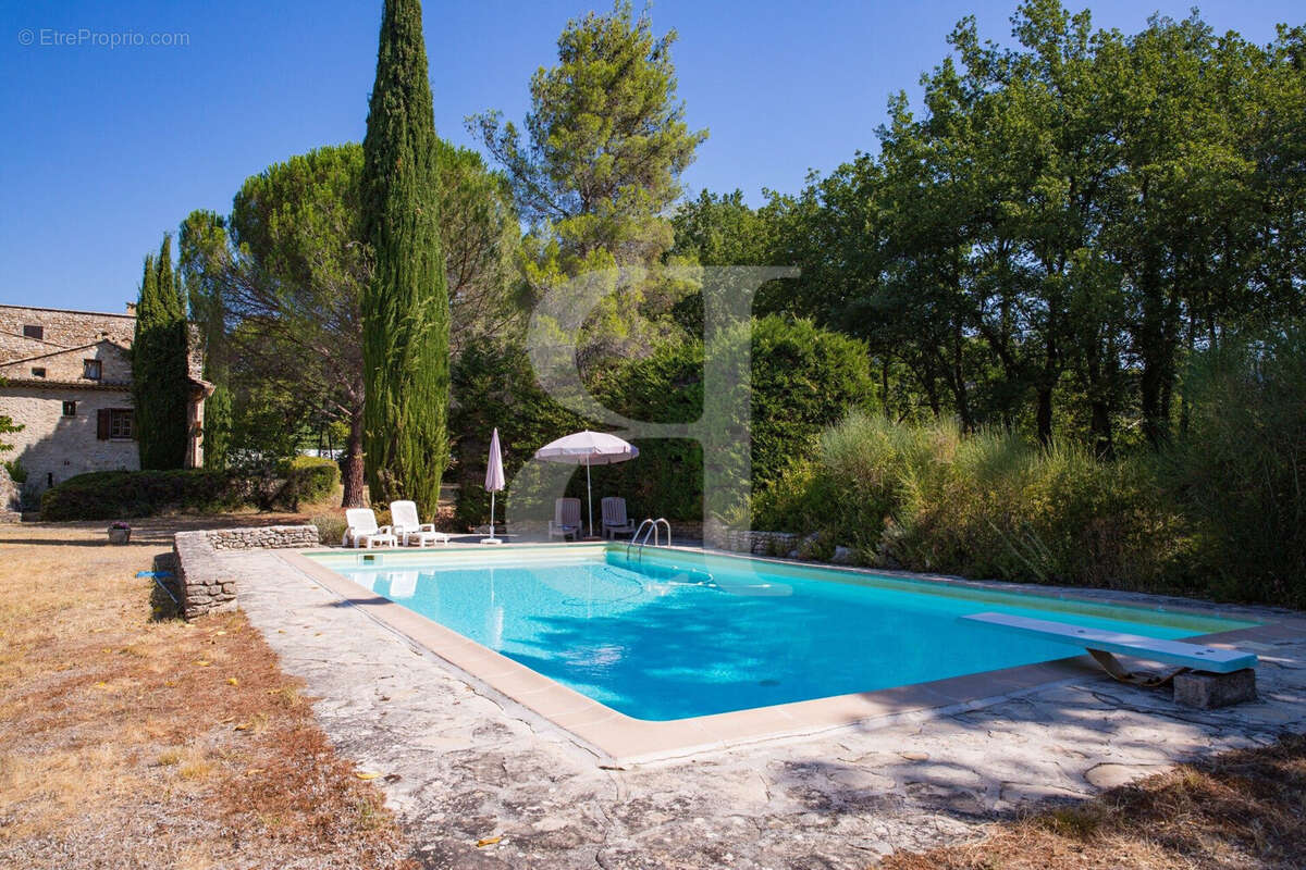 Maison à VAISON-LA-ROMAINE