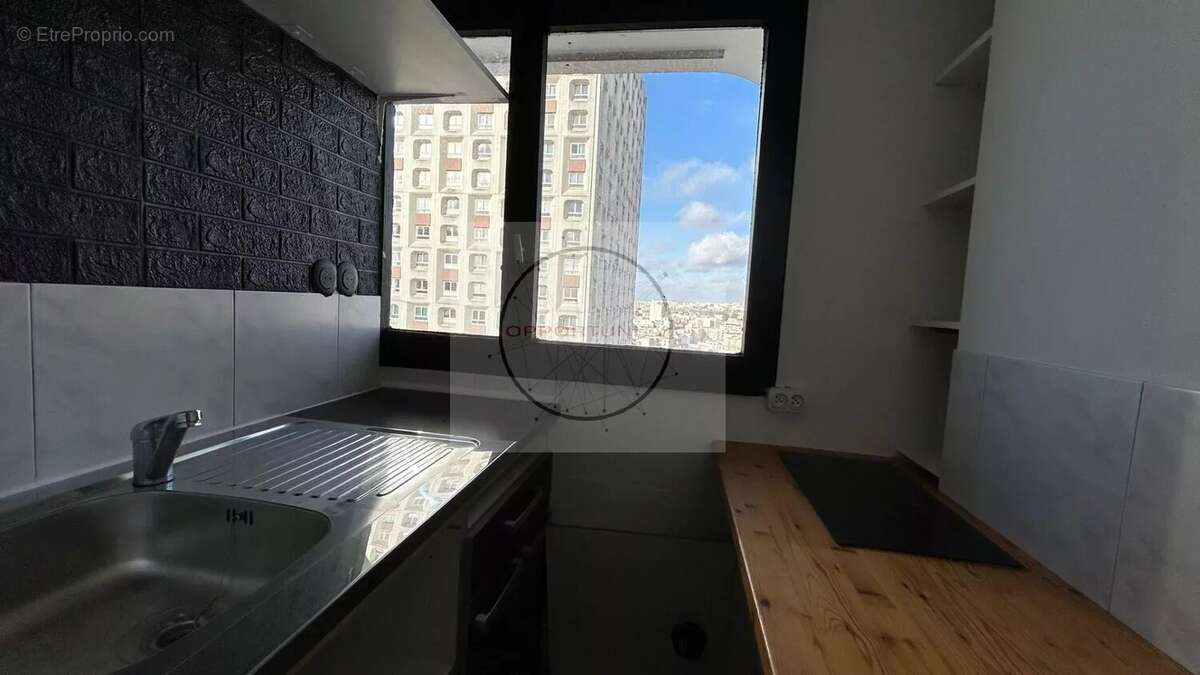 Appartement à PARIS-20E