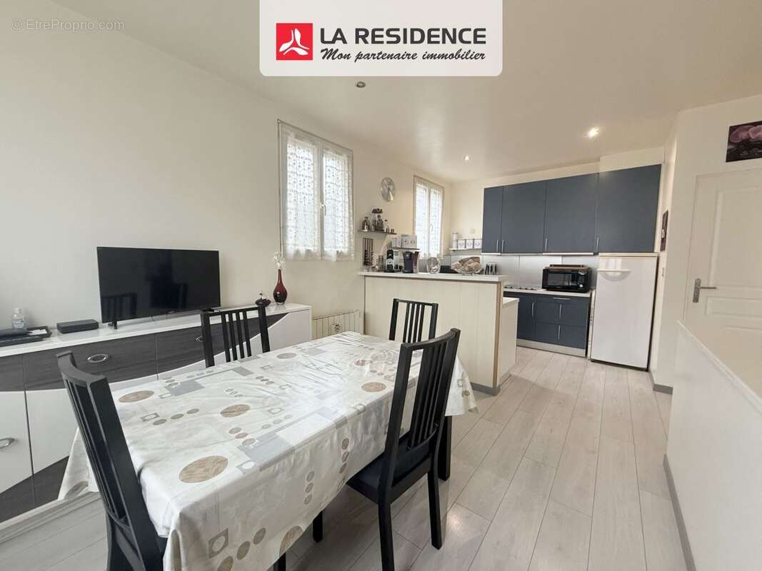 Maison à VELIZY-VILLACOUBLAY