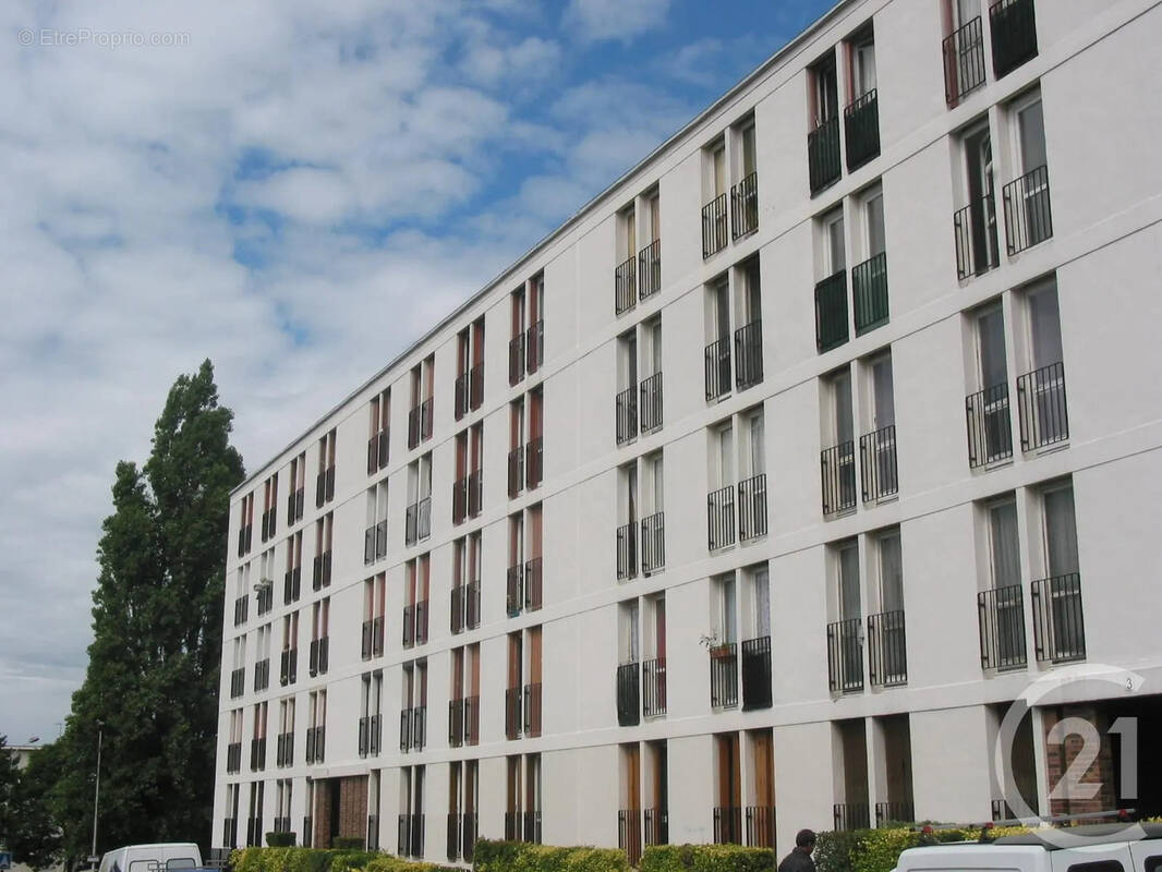 Appartement à GARGES-LES-GONESSE