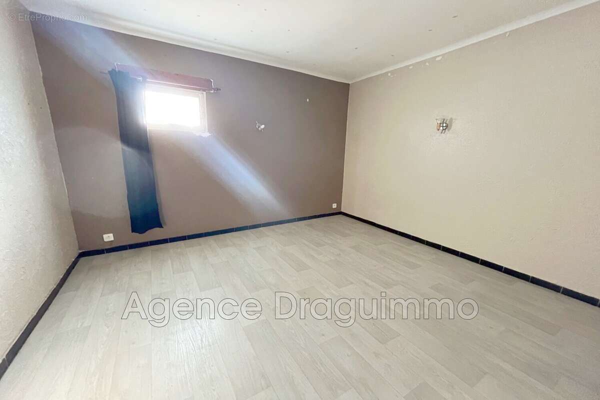 Maison à DRAGUIGNAN