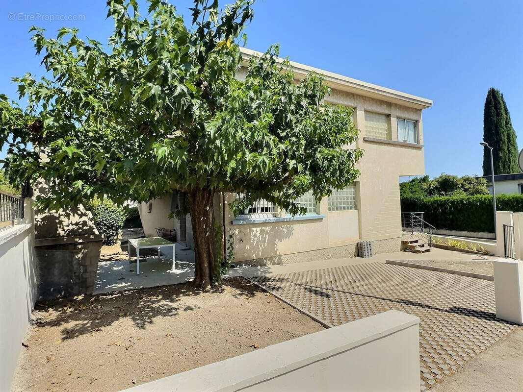 Maison à CASTELNAU-LE-LEZ