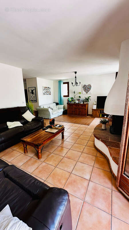 Maison T5 avec piscine - photo 8