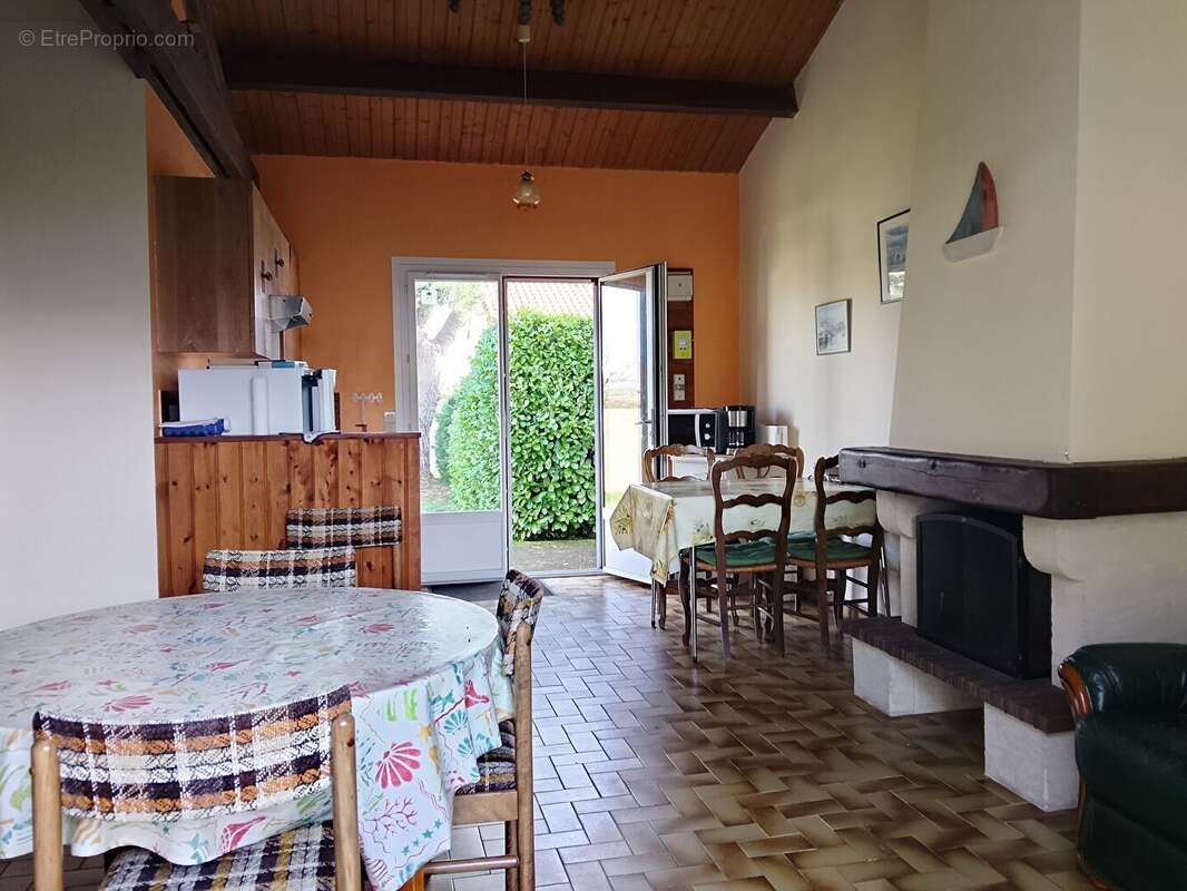 Maison à LA PLAINE-SUR-MER