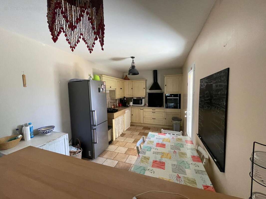 Maison 124 m² à Saint-Laurent-La-Vernede  - photo 3