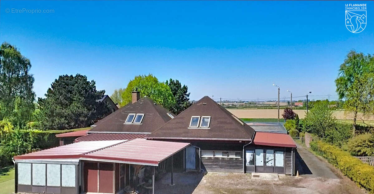 Maison à WALLON-CAPPEL