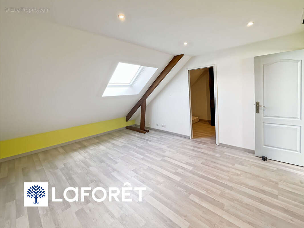 Maison à VILLIERS-SUR-ORGE