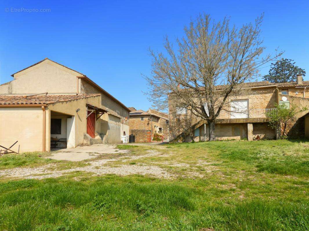 Appartement à SABRAN