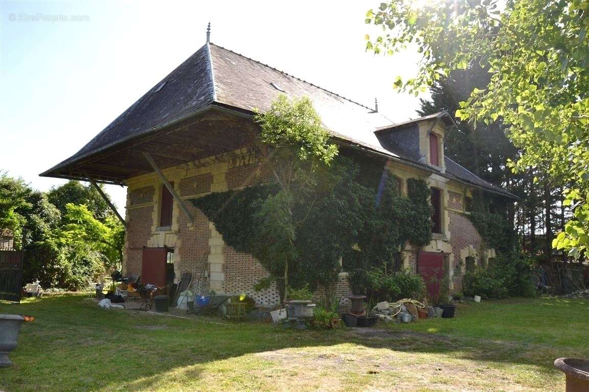 Maison à COURMENIL