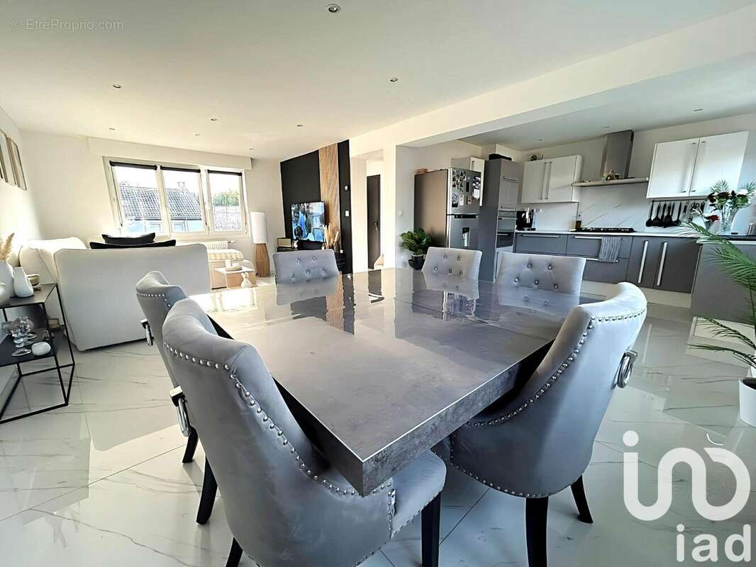 Photo 2 - Maison à NEUVILLE-SUR-ESCAUT