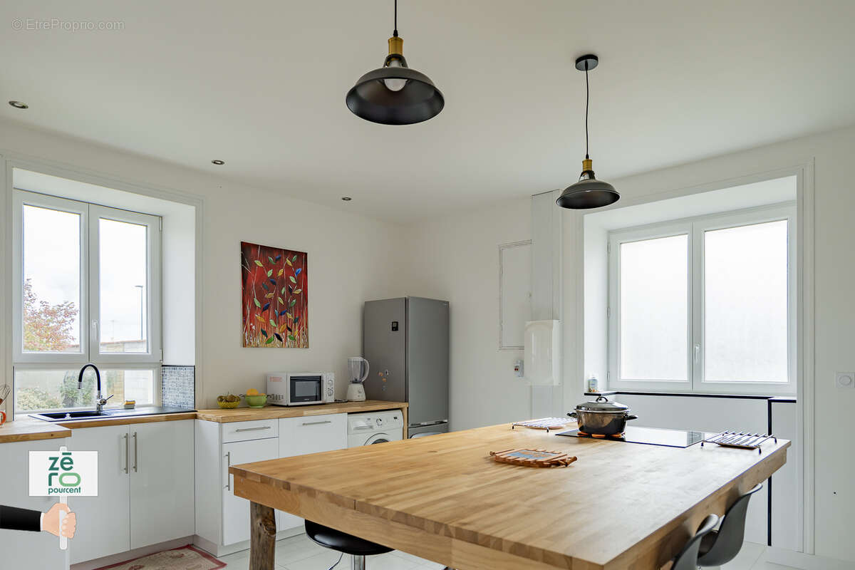 Maison à MOUZEUIL-SAINT-MARTIN