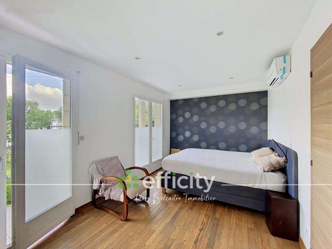 Appartement à BOISSY-SAINT-LEGER