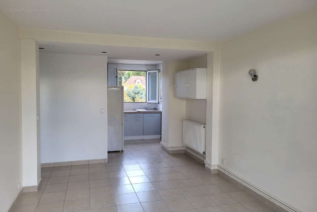 Appartement à VILLEMOMBLE