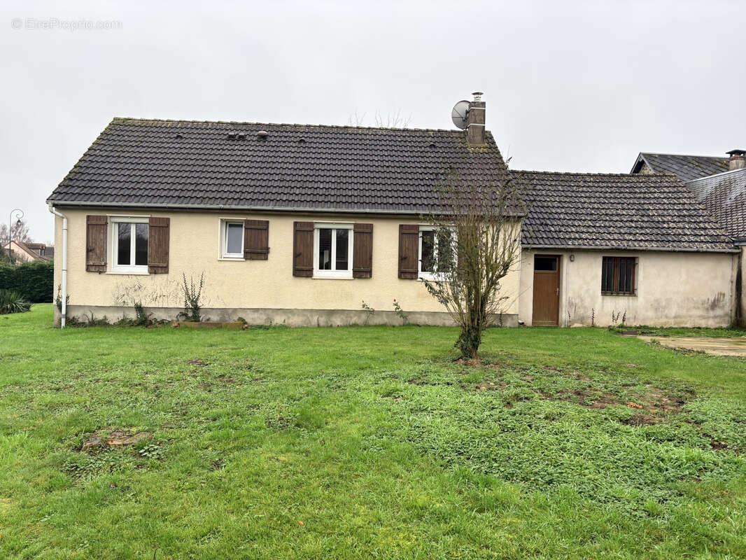 Maison à LE THIEULIN