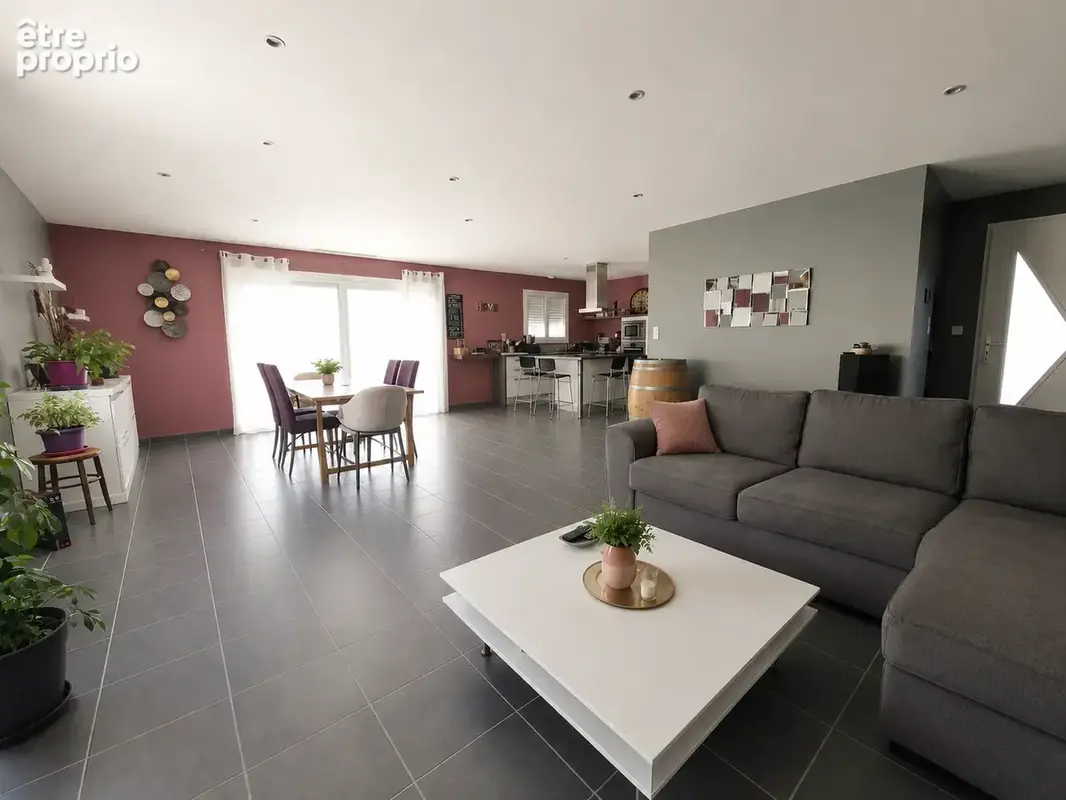MAISON T5 avec piscine, terrasse et jardin - photo 2